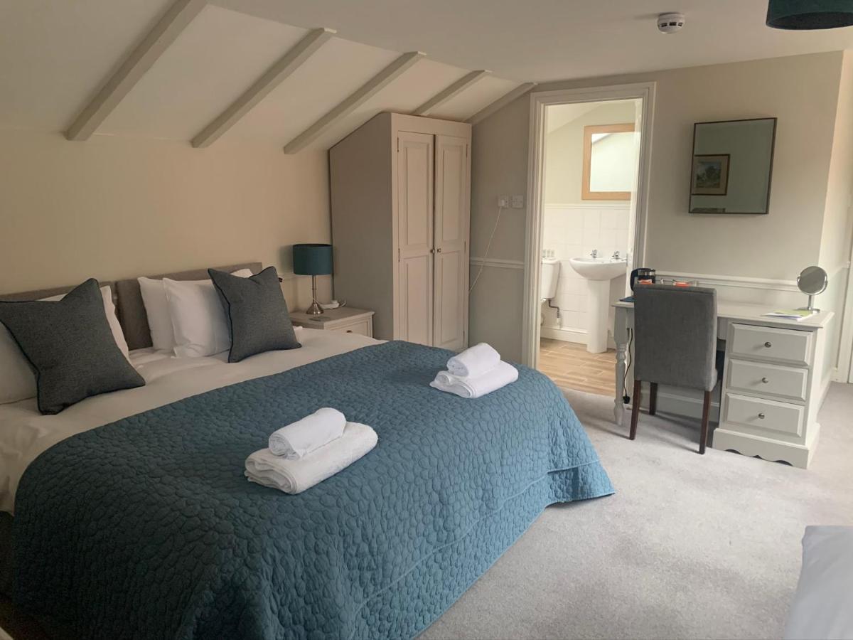 The Boot And Shoe Inn Flintham Extérieur photo